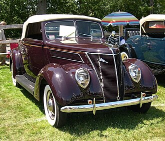 https://upload.wikimedia.org/wikipedia/commons/thumb/2/26/1937_Ford_V8_Convertible.jpg/330px-1937_Ford_V8_Convertible.jpg